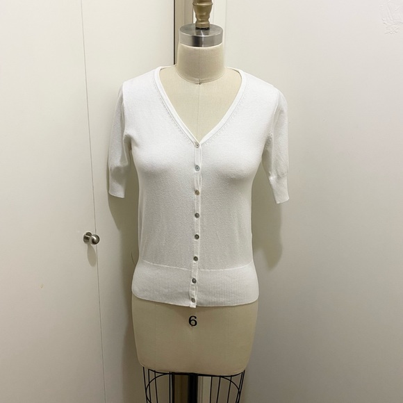 Mantles 3/4 Sleeve Pearl Button Cardigan White S - Picture 8 of 10